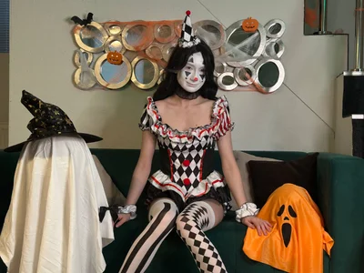 Naomi_Evermore decent clown Gambar 5