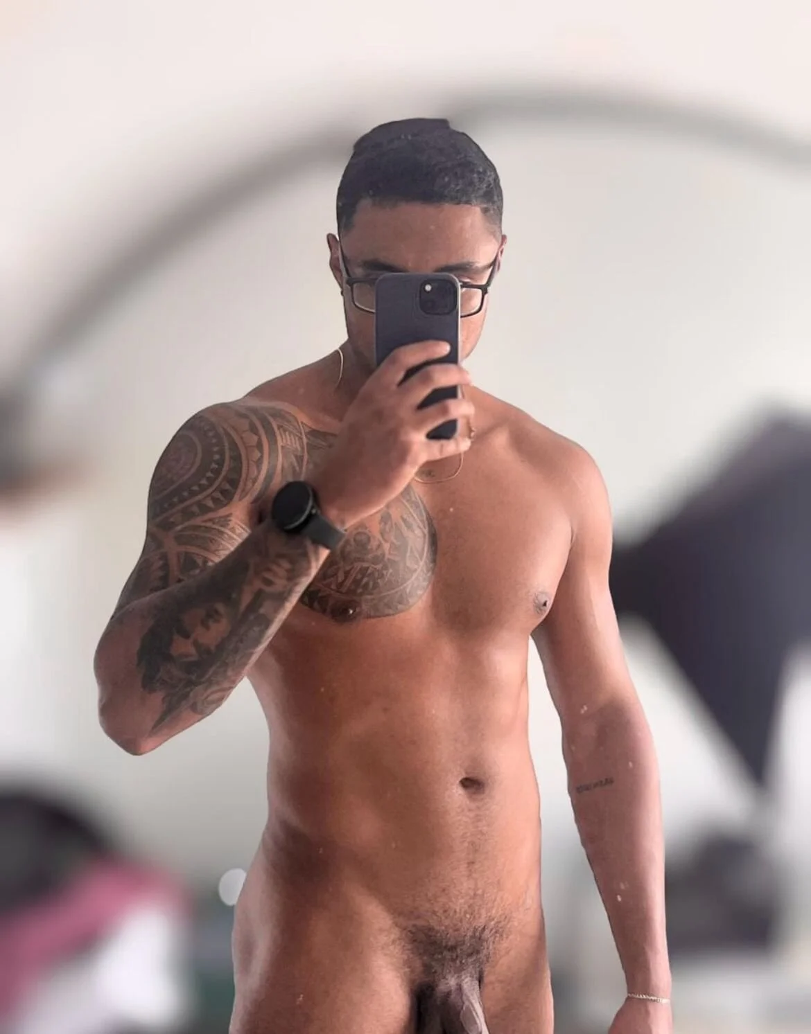 LiamGarcia1 热门图片 126