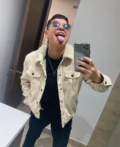 Emmy-Russo Taking care of details is also self-esteem 😉 Foto 2