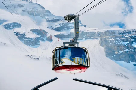 Graceledomas_1 🚂🚃SWITZERLAND IS BEAUTIFUL ⛪⛑️ Foto 5