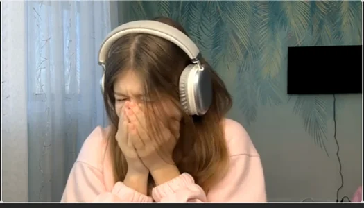 I fall for you more every day od Kate_Jomallona  snímek