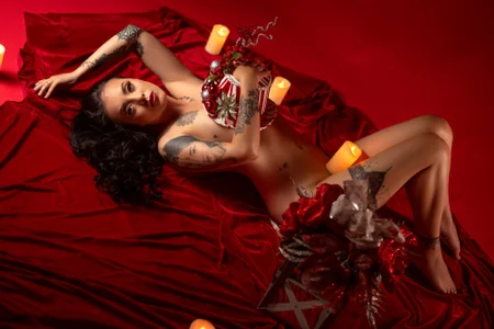 AndreaValencia Santa Can’t Resist 🎅🏻 Billede 8