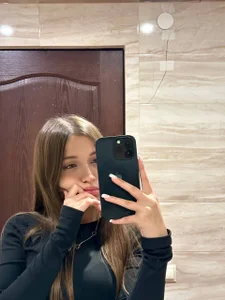 AnnaBerrys Public зображення 3