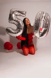 Auroraa_miller 😈 50K… and I'm just starting to misbehave Pic 2