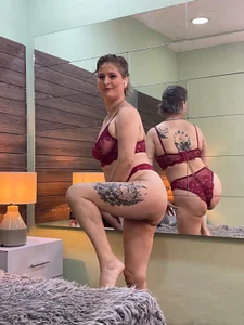 Hadde_multisquirtWanna undress me? Bild