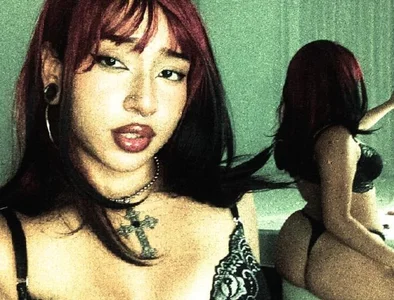 amarantha_rosee te gusta mas el rojo? Pic 3