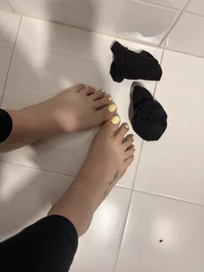 Anah_s Story feet Pic 5