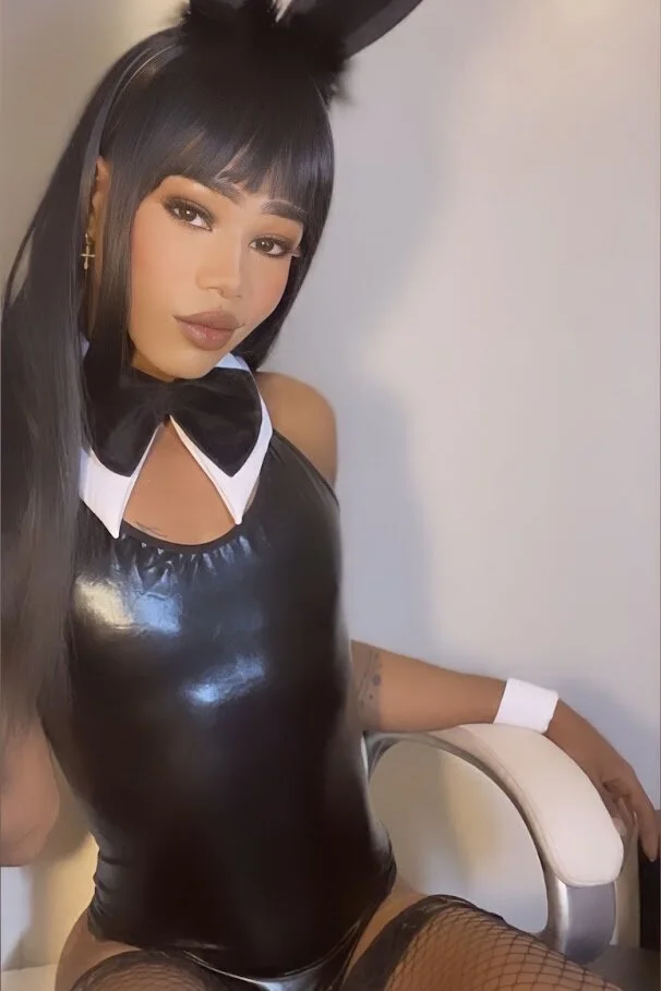 Zendalla_Ebony Public зображення