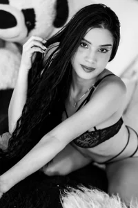 estrellathekk sexy latina Pic 3