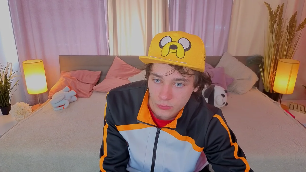 KevinStrike 님의 트렌드 중인 사진  5561개