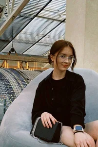 VirginOlly Public Pic 6