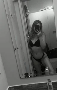 LaraaMaxx Public صورة واحدة|LaraaMaxx Public صورتان|LaraaMaxx Public  2 صور|LaraaMaxx Public  2 صورة