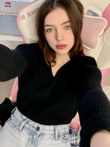 LizaRise Public Foto 2