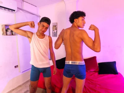 jeanspooll sexy Immagine  3