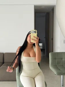 Mia_arabs Public Pic 2