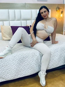 Zdjęcia jhasly_am My body is perfect for you 🌸🥵: 