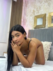 MeganCruzGB New photos for you Immagine  2