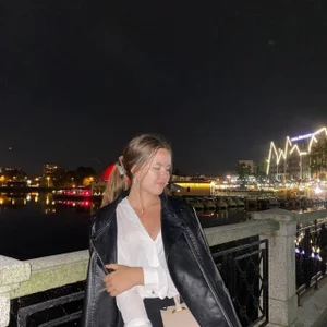 MariiCooper Public Bilde