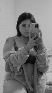 redbombom18 Public Pic 7