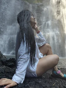 We are the stories we live od miss_alhy  6 snímek