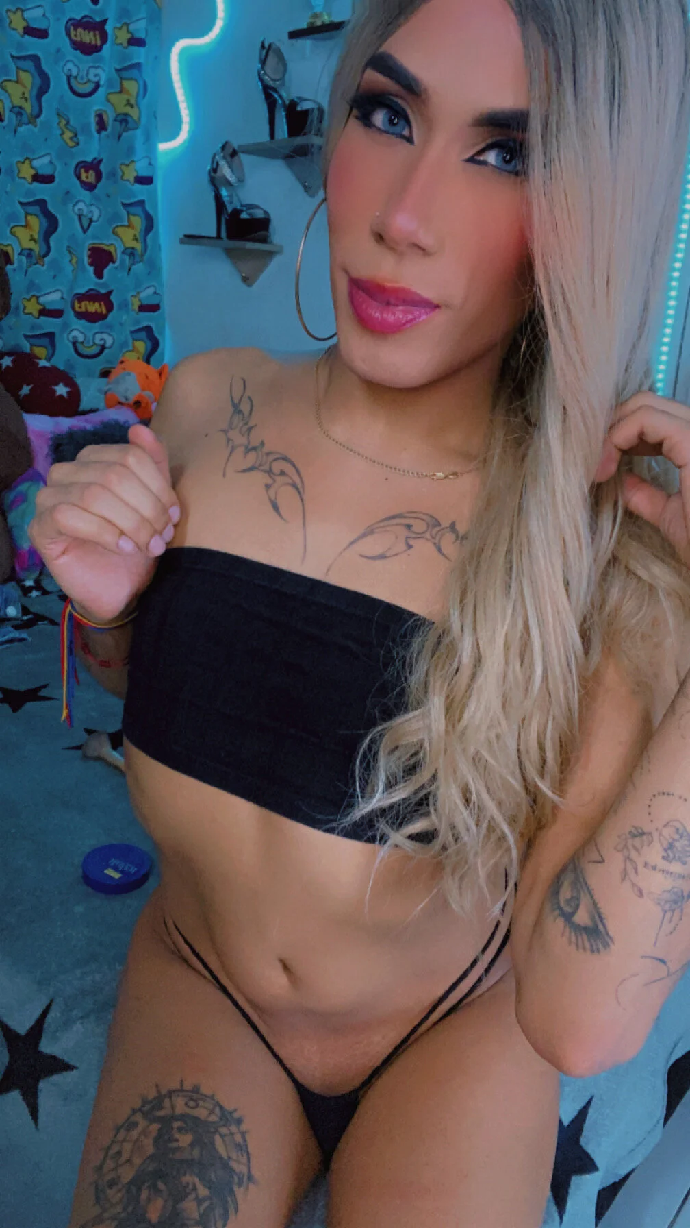 daniela_bigcock22 Blonde Pic