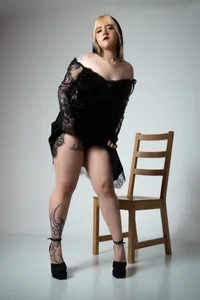 Charlotte_Myers Dark Charlotte 🖤  3. fénykép