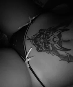 yulianademond66 Public Foto 4