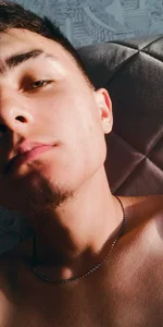 AmandaCoupleのRobertの 3枚の写真