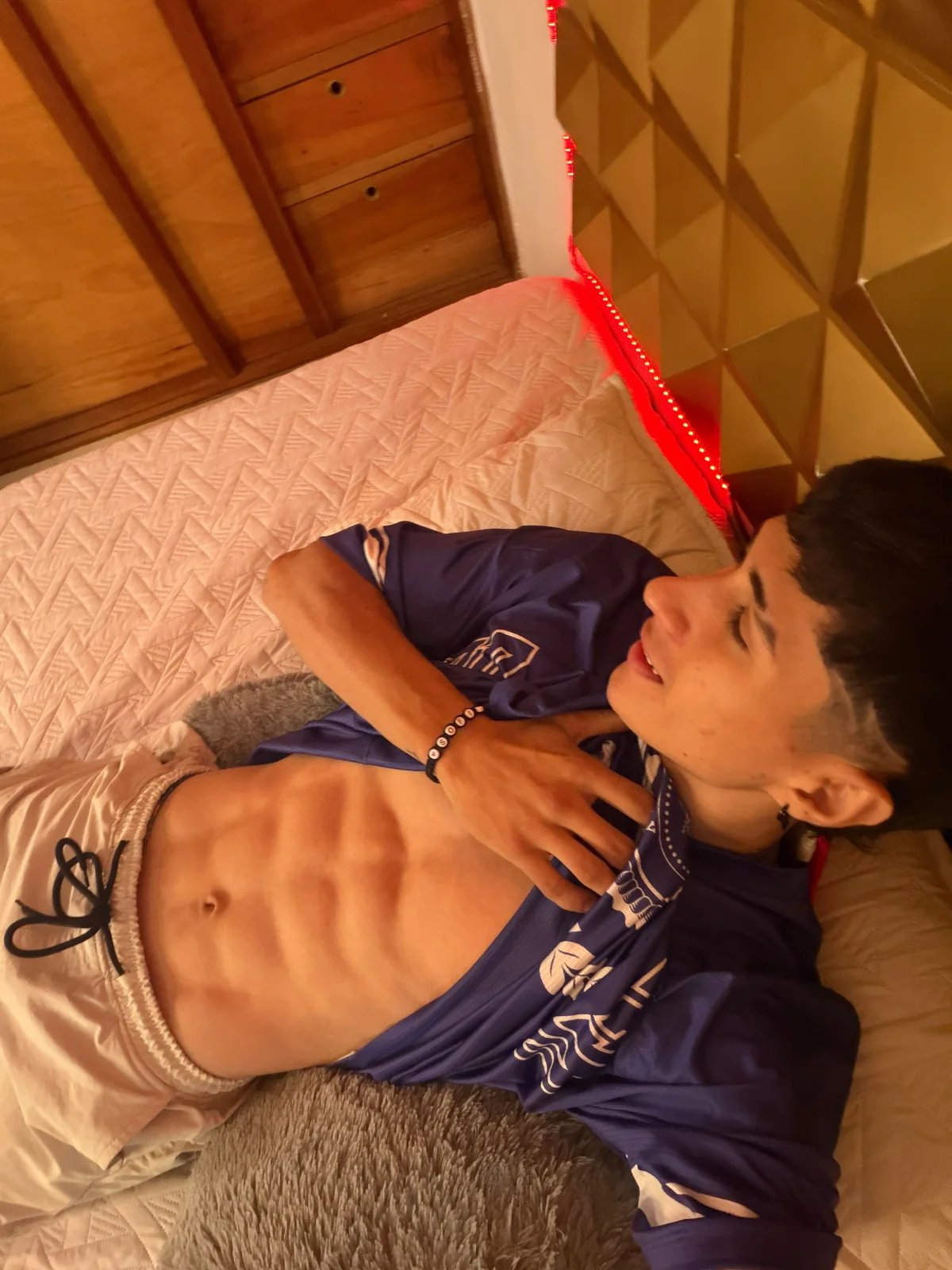 Dark_Valentino_ Trendaava kuva 77