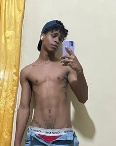 Santy_bigcock_01の😪の枚の写真