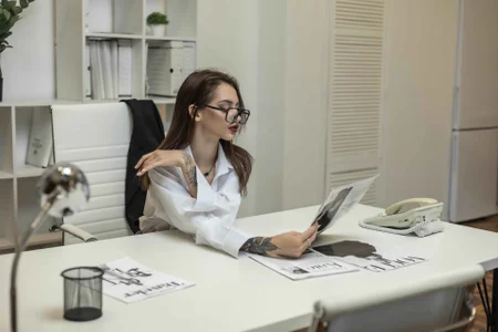 SophieCatty Your secretary Bilde 6