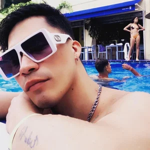 boyhot23x kullanıcısının hi albümü -  2 fotoğraf