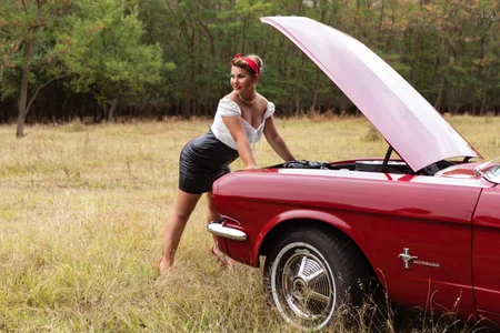 FeliciaKrige Cars and hot woman Pic 5