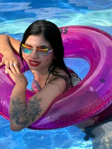 Emmaa_Queen_pool day ! 💥⭐图片 2