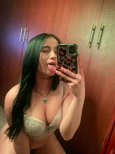 Nina_squirtt Public Pic