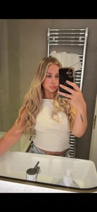 Public de ThatGirl_NextDoor  5 Imagens
