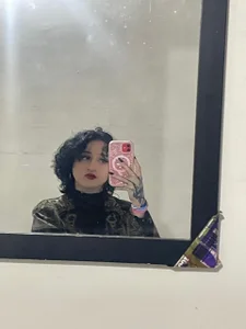 Velvet_C4k3 Public Pic