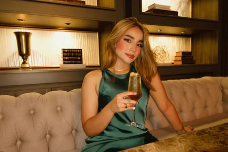 NathalieRoss1 Public Immagine  3