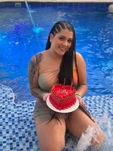 bonnieAn Sun, sea and good vibes 🌞🌊🍹 Immagine  7