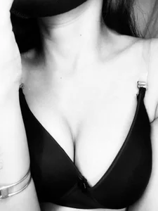 Free Pics de Hot_Aishi  4 Imagens