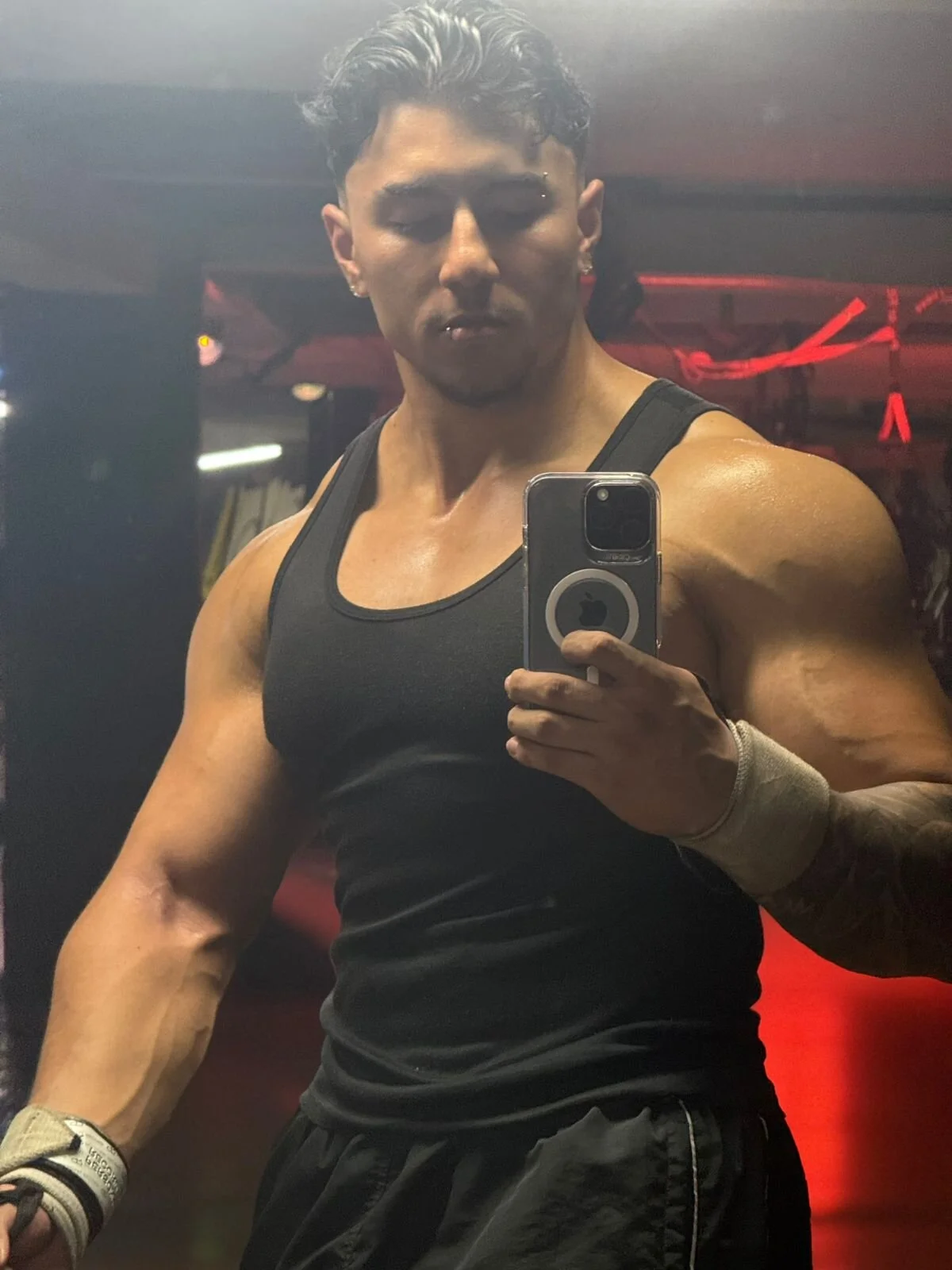 Трендове зображення  4247 Zane_cruz