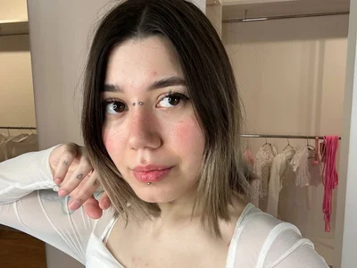 WaltraudRuopp Golden Hour Me Pic 2