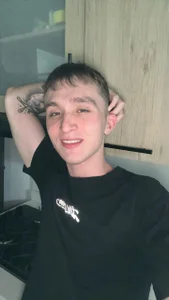 Dylanwhite23_ Dylan. Hình 2