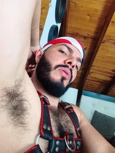 Tom_Bailey hairy body 圖片 7