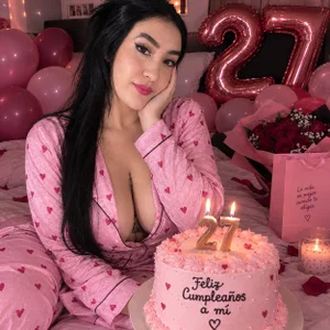 nikol_winick birthday Foto 4