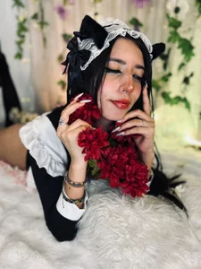 aisha_bx The subtle has its power… and I master it 🤍🌸 รูป  6