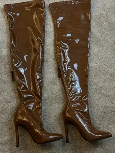 missmegann Pick your boots… and I’ll take care of the rest Foto