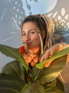 UmaSpace orange mood Pic 4