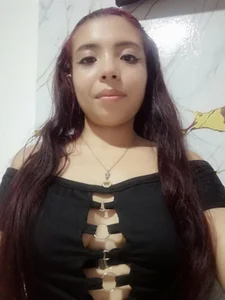 ellie_evans_ Public Gambar 2