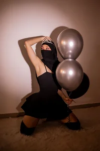 Ridwana_ One more year 🎉and increasingly dangerous . fénykép